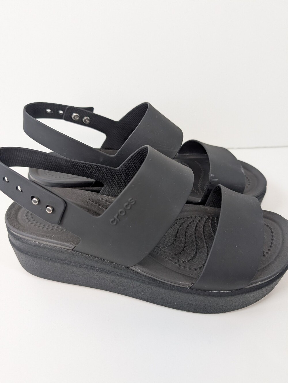 Crocs Brooklyn LiteRide Platform Slingback Sandals – Black (Size W7)